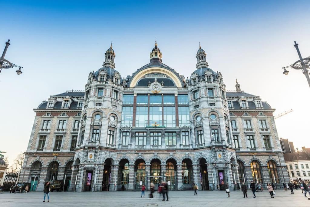 Cosy Appartement Met Tuin In Centrum Antwerpen Gratis Parking Free Parking! Bagian luar foto