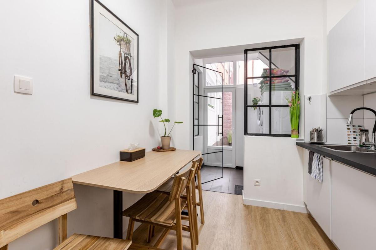Cosy Appartement Met Tuin In Centrum Antwerpen Gratis Parking Free Parking! Bagian luar foto