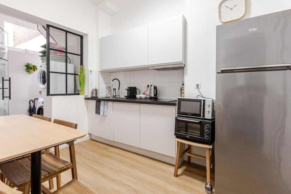Cosy Appartement Met Tuin In Centrum Antwerpen Gratis Parking Free Parking! Bagian luar foto